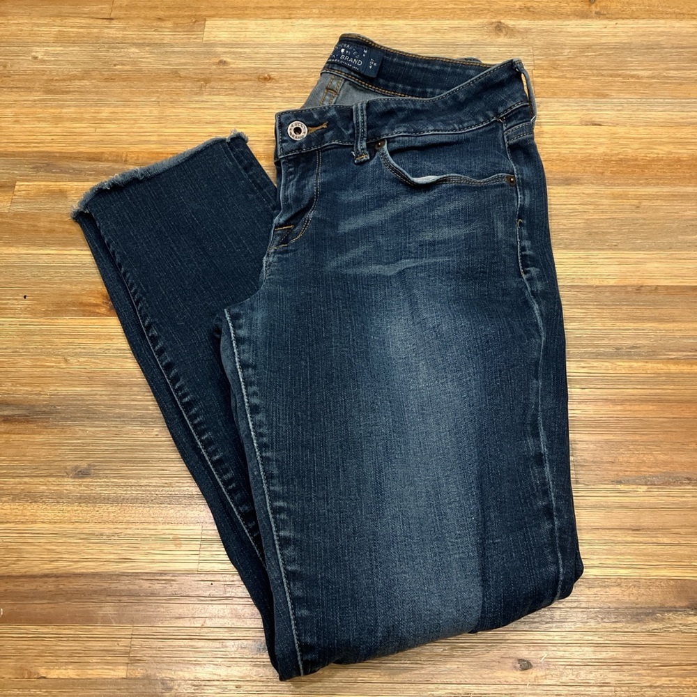 Lucky Brand size 4 Lolita Skinny dark wash jean with stretch